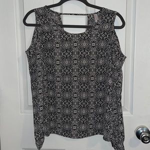 Open-shoulder blouse